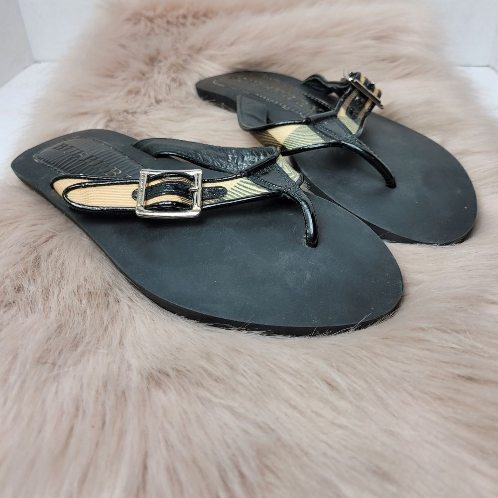 Burberry Nova Lancaster Flip Flop Womens Sandals Shoes Size 6.5